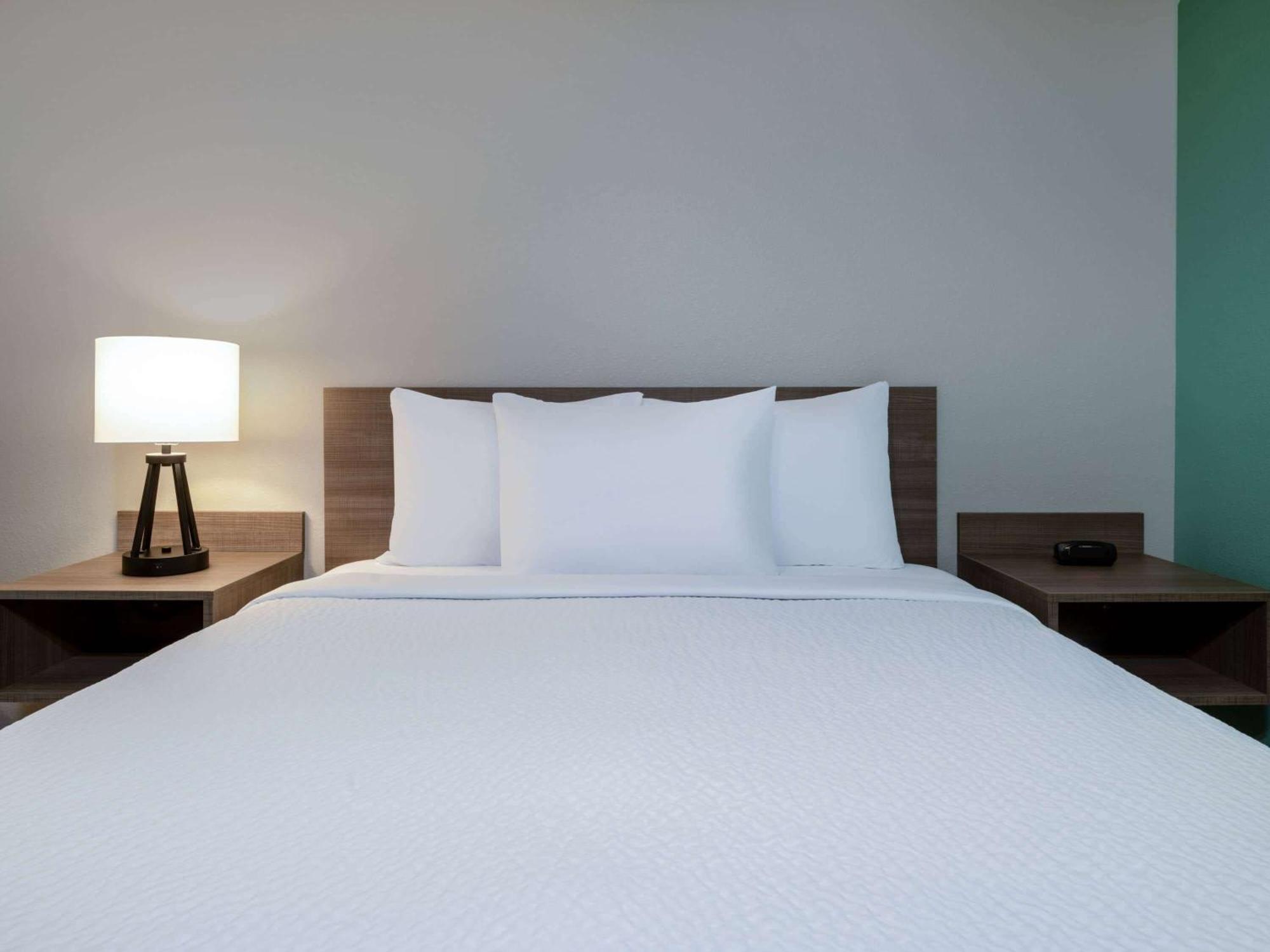 Echo Suites Extended Stay By Wyndham Indianapolis Ameriplex Extérieur photo