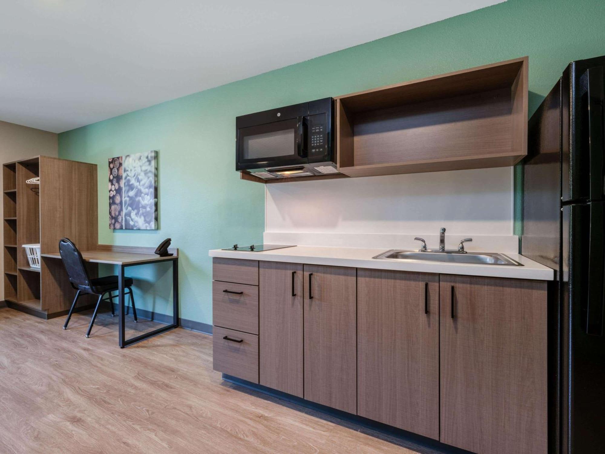 Echo Suites Extended Stay By Wyndham Indianapolis Ameriplex Extérieur photo