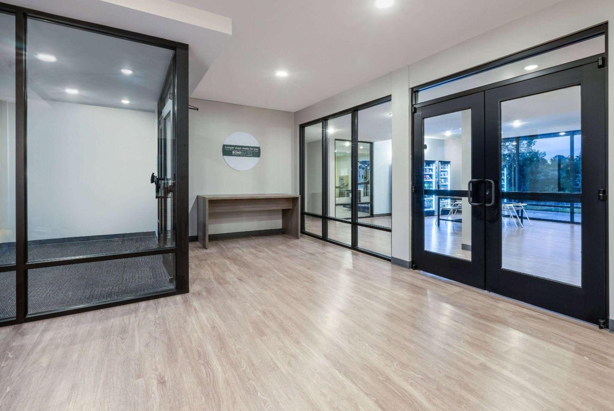 Echo Suites Extended Stay By Wyndham Indianapolis Ameriplex Extérieur photo