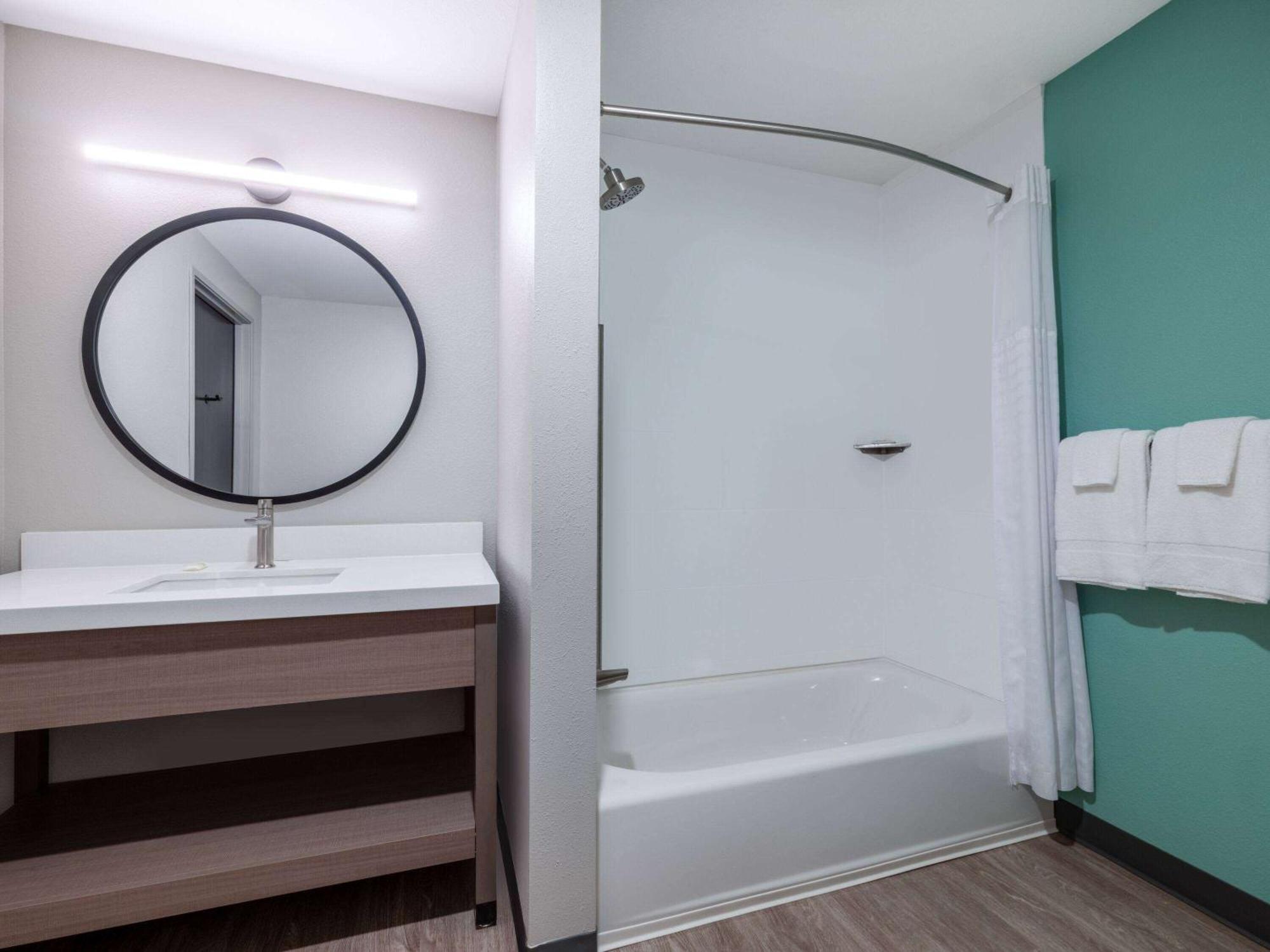 Echo Suites Extended Stay By Wyndham Indianapolis Ameriplex Extérieur photo