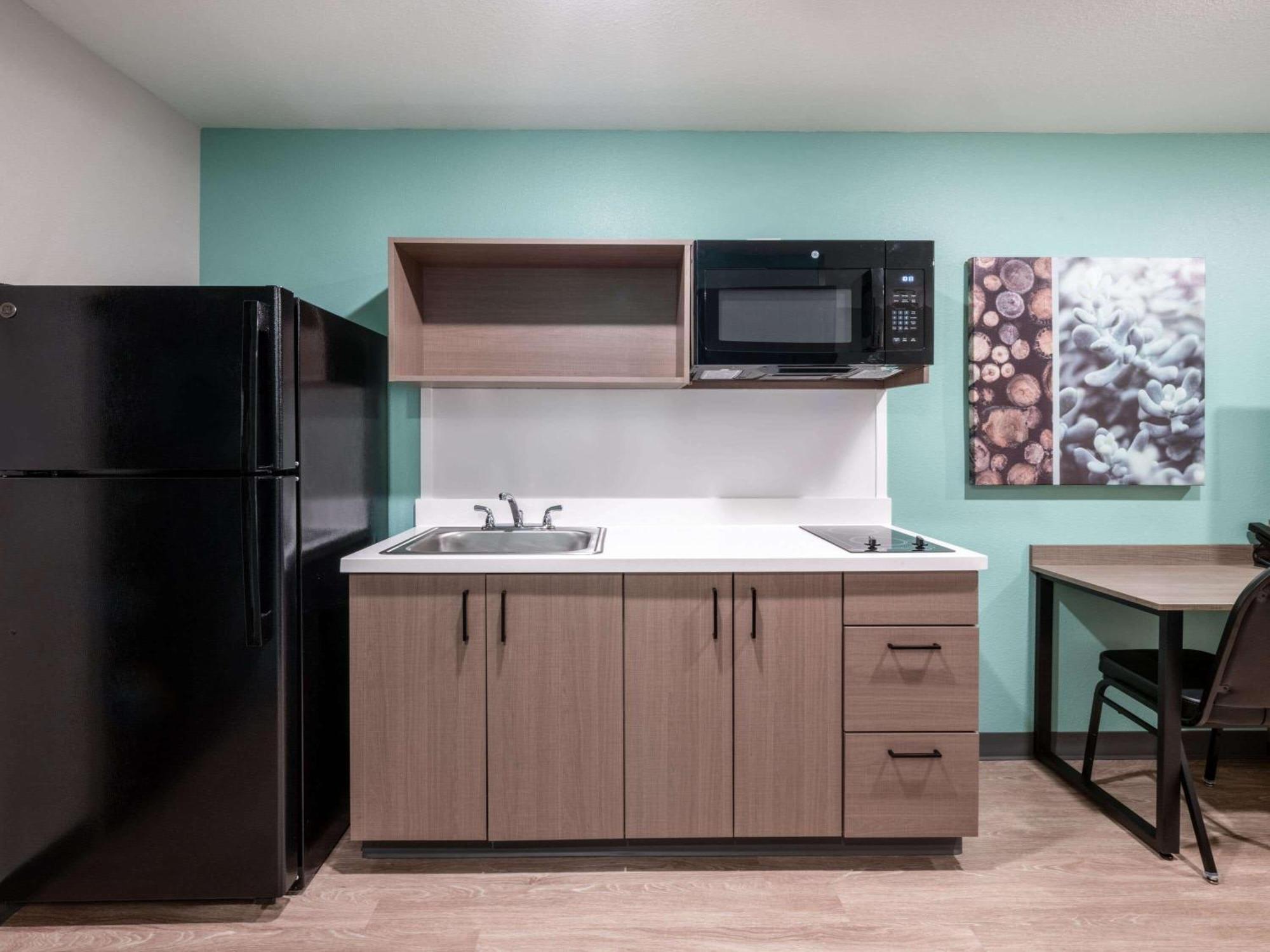 Echo Suites Extended Stay By Wyndham Indianapolis Ameriplex Extérieur photo