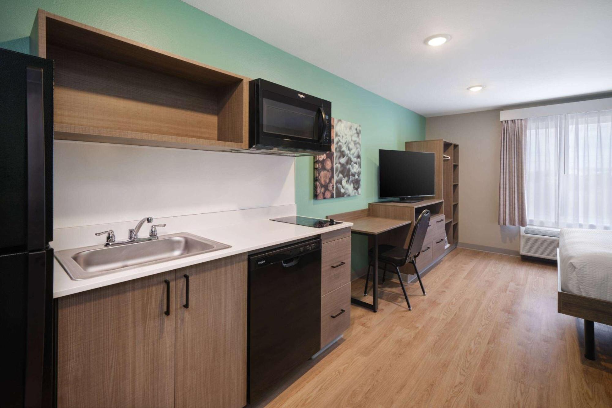Echo Suites Extended Stay By Wyndham Indianapolis Ameriplex Extérieur photo